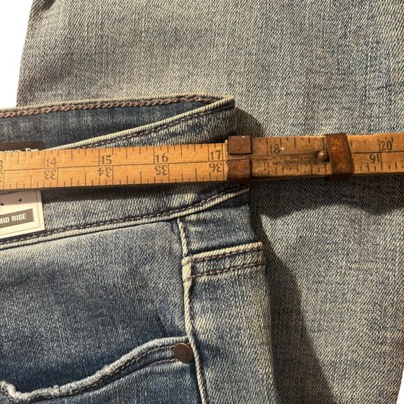 Judy Blue Boyfriend Fit Jeans 14W Mid Rise Distressed Paint Spatter Stretch NWT - Picture 7 of 15